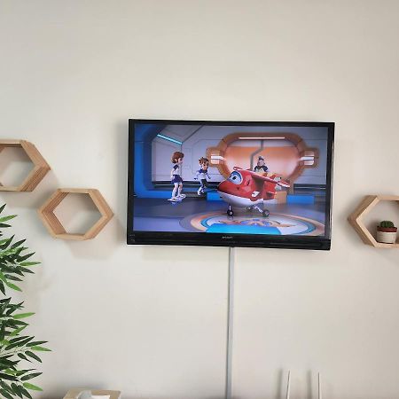 Апартаменты Netflix Panda House 3B2R Rimbayu Kota Kemuning With Atari Games Teluk Panglima Garang Экстерьер фото