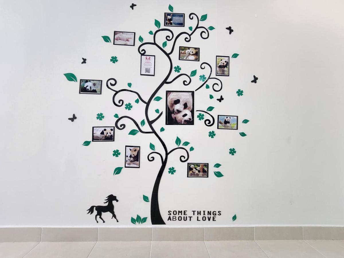Апартаменты Netflix Panda House 3B2R Rimbayu Kota Kemuning With Atari Games Teluk Panglima Garang Экстерьер фото